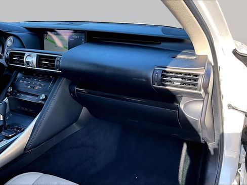 Used 2018 Lexus IS 300 w/ Comfort Package RWD image 16