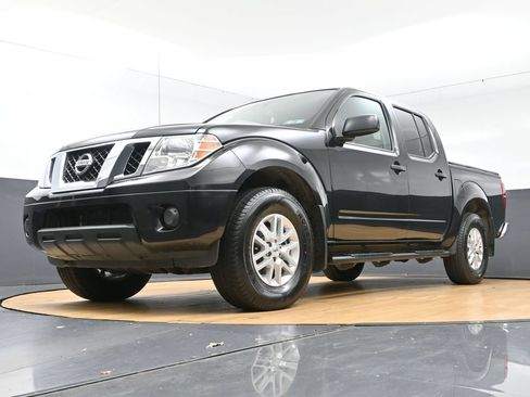 Used 2021 Nissan Frontier SV AWD/4WD image 45