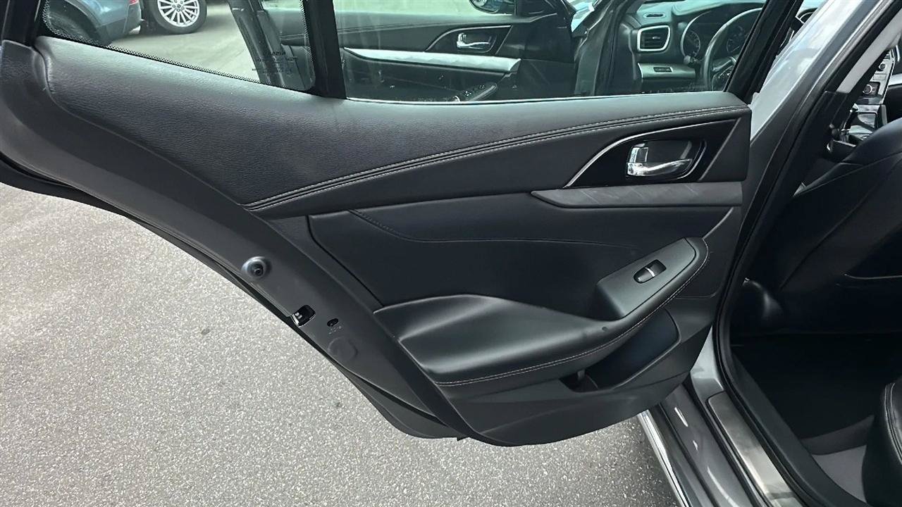 Used 2016 Nissan Maxima 3.5 SL FWD image 20