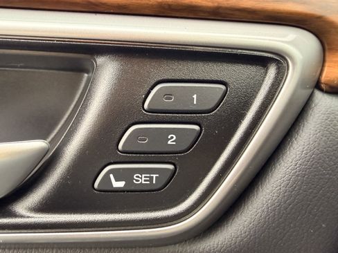 Certified 2018 Honda CR-V Touring image 21