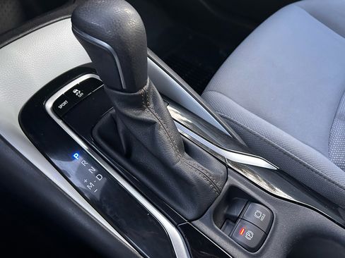 Used 2022 Toyota Corolla SE w/ Carpet Mat Package (TMS) image 20