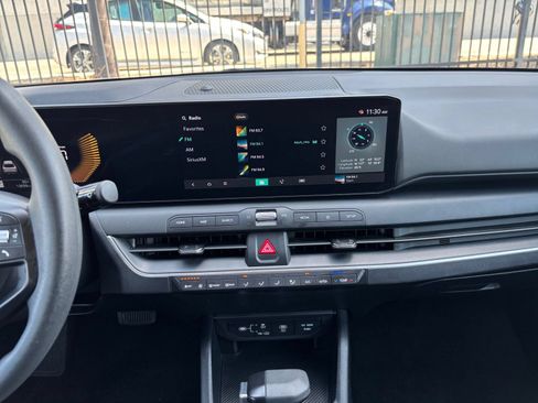 Used 2026 Kia K4 FWD image 17