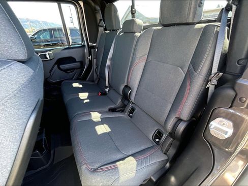 New 2025 Jeep Gladiator Rubicon w/ Safety Group image 10