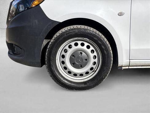 Used 2018 Mercedes-Benz Metris image 24