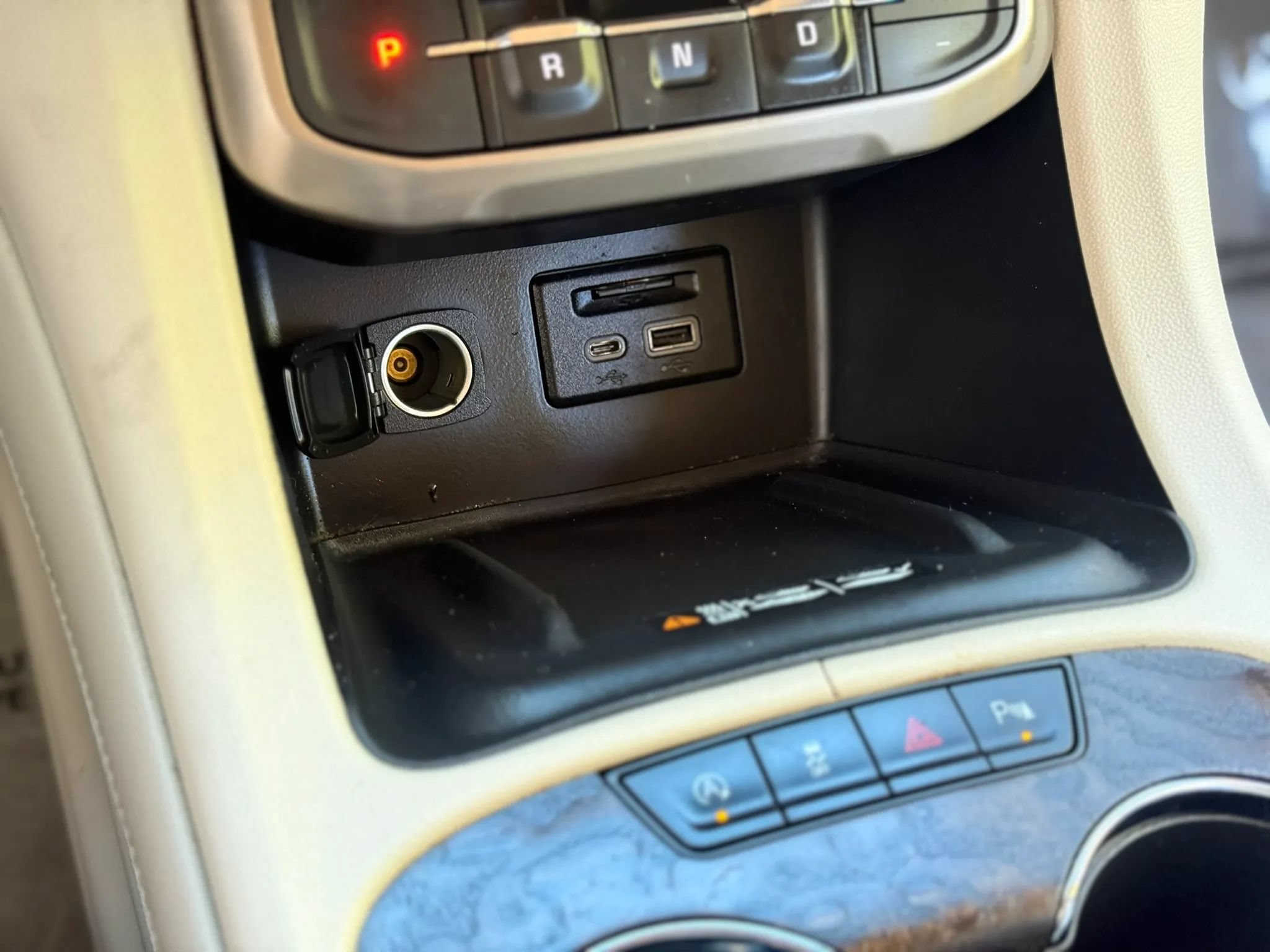 Used 2020 GMC Acadia Denali FWD image 24