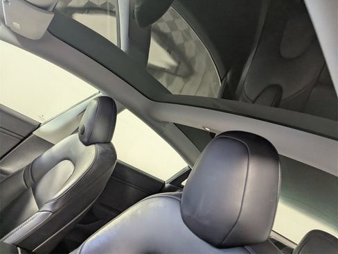Used 2018 Tesla Model 3 Long Range image 13