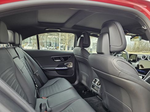 Used 2025 Mercedes-Benz C 300 4MATIC Sedan image 25