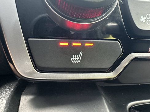 Used 2018 Honda CR-V Touring image 23