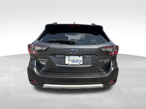 Used 2023 Subaru Outback Limited XT AWD/4WD image 6