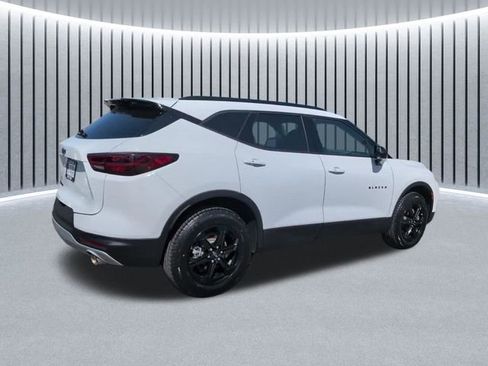Certified 2023 Chevrolet Blazer LT w/ Convenience Package AWD/4WD image 4