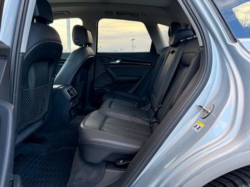 Used 2019 Audi Q5 2.0T Premium w/ Convenience Package image 27