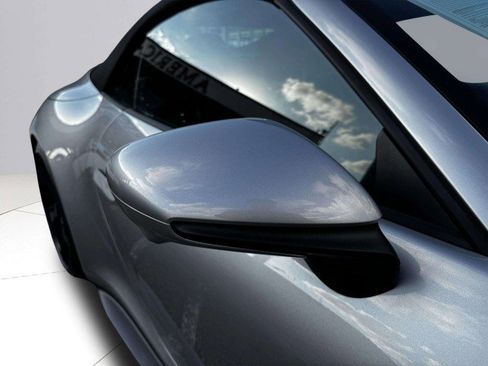 Used 2022 Porsche 911 Carrera GTS image 9