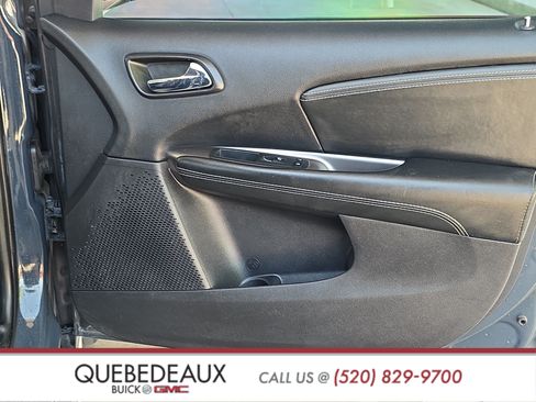 Used 2018 Dodge Journey Crossroad w/ Driver Convenience Group FWD image 26