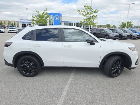 Certified 2024 Honda HR-V Sport image 18