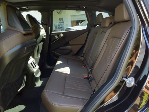 New 2026 BMW X3 xDrive30 w/ Premium Package image 17