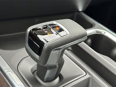 New 2026 GMC Sierra 1500 SLT w/ SLT Premium Plus Package image 24