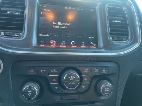 Used 2013 Dodge Charger SXT image 13