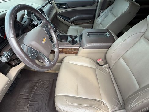 Used 2018 Chevrolet Tahoe LT RWD image 5