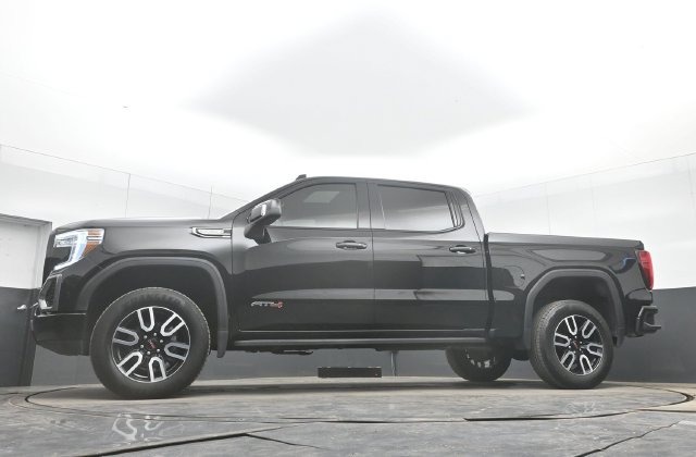 Used 2021 GMC Sierra 1500 AT4 w/ AT4 Premium Package AWD/4WD image 47