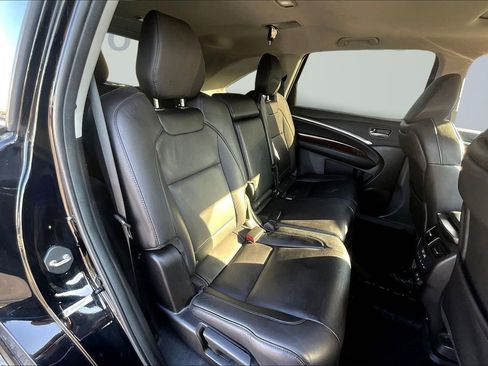 Used 2017 Acura MDX SH-AWD image 25