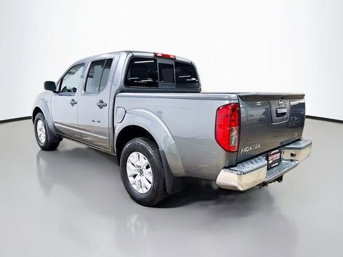 Used 2019 Nissan Frontier SV image 9