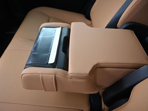 Used 2026 Lexus RX 350 Premium Plus w/ Accessory Package (2T) FWD image 17