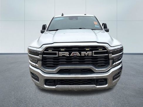 Used 2025 RAM 2500 Big Horn AWD/4WD image 6