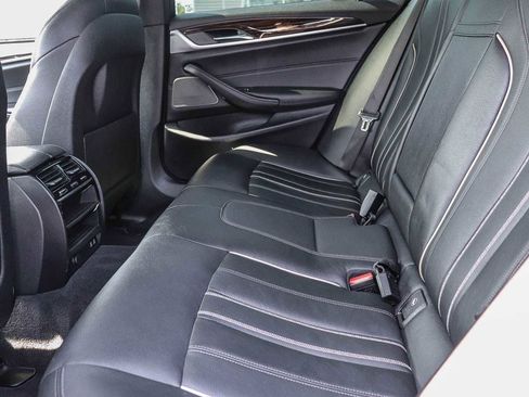 Used 2020 BMW 540i w/ M Sport Package RWD image 19