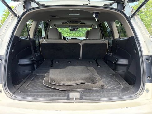 Used 2016 Honda Pilot Touring image 21