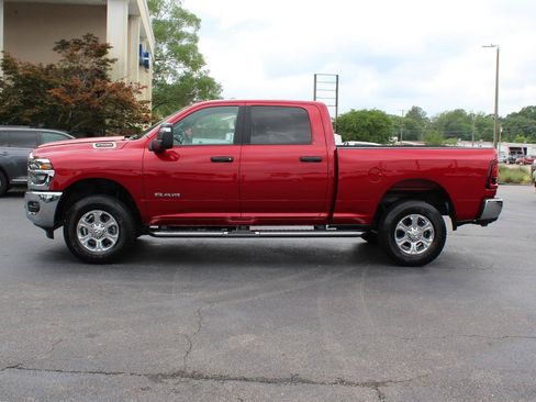 Used 2026 RAM 2500 Big Horn AWD/4WD image 11