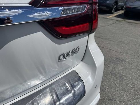 Used 2022 INFINITI QX80 Sensory w/ Cargo Package AWD/4WD image 6