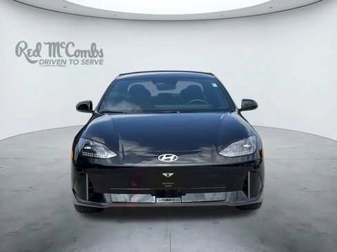Used 2025 Hyundai Ioniq 6 SE RWD image 8