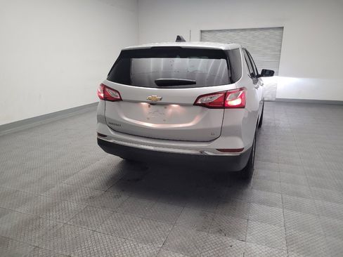 Used 2018 Chevrolet Equinox LT image 7