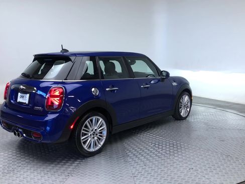 Used 2019 MINI Cooper S image 8
