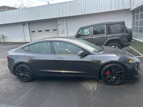 Used 2024 Tesla Model 3 Performance image 4