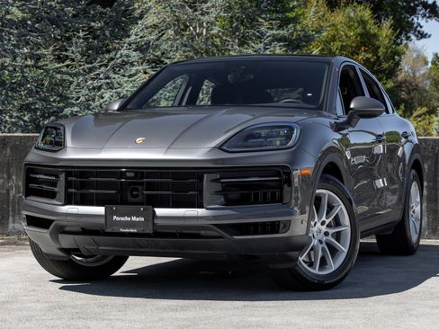 Certified 2026 Porsche Cayenne Coupe AWD/4WD image 1