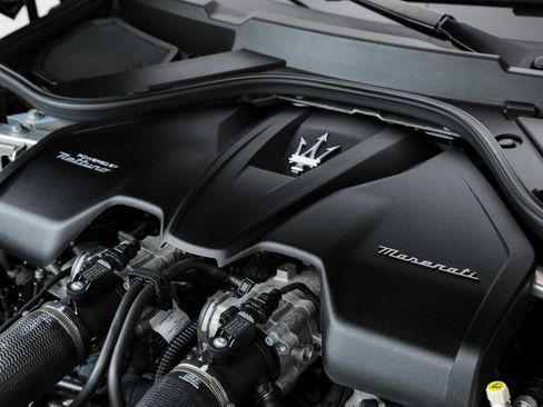 Certified 2024 Maserati GranTurismo Modena image 36