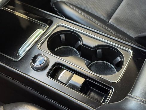 Used 2022 Lincoln Corsair Reserve w/ Elements Package image 16