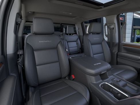 New 2026 GMC Sierra 2500 Denali w/ Denali Reserve Package image 19