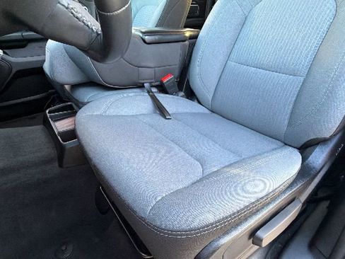 Used 2024 RAM 1500 Big Horn AWD/4WD image 15