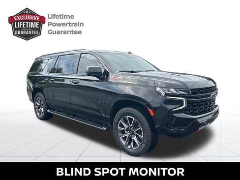 Used 2023 Chevrolet Suburban Z71 w/ Luxury Package AWD/4WD image 8