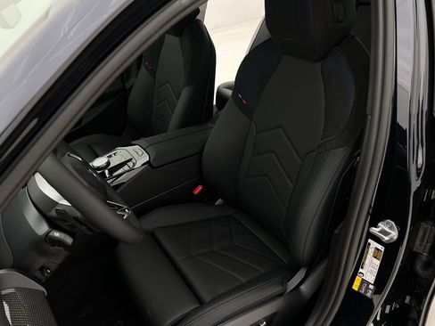 New 2026 BMW i5 eDrive40 w/ M Sport Package image 8