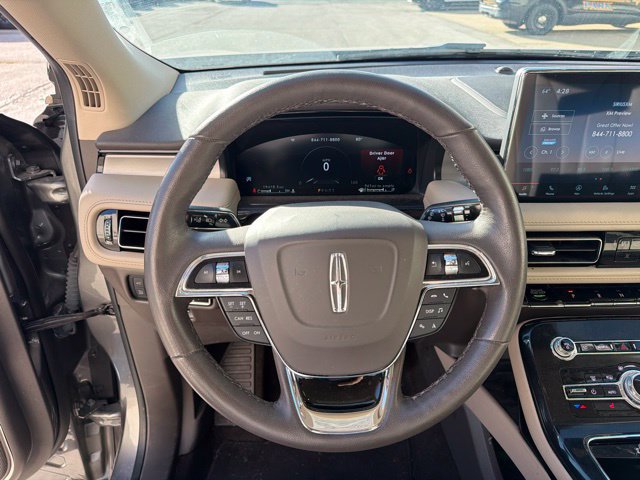 Used 2023 Lincoln Nautilus FWD w/ Premium Package image 21