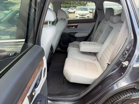 Used 2019 Honda CR-V Touring image 11