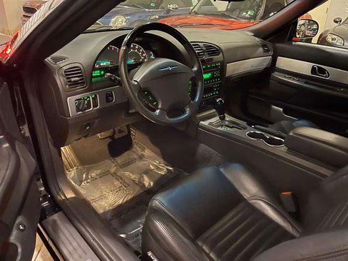 Used 2002 Ford Thunderbird image 9