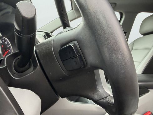 Used 2022 GMC Terrain SLT w/ Infotainment Package II image 26