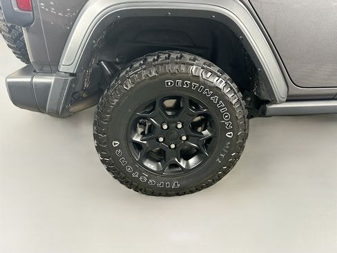 Used 2023 Jeep Wrangler Unlimited AWD/4WD image 11