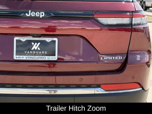 Used 2025 Jeep Grand Cherokee Limited w/ Trailer Tow Package AWD/4WD image 9