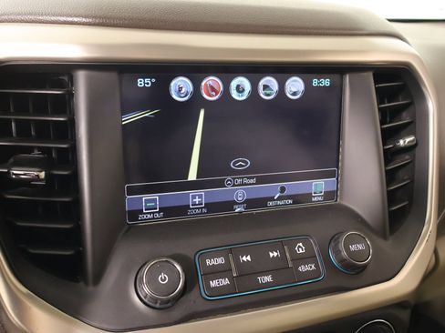 Used 2018 GMC Acadia Denali w/ Technology Package AWD/4WD image 7