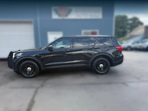 Used 2021 Ford Explorer 4WD Police Interceptor image 3